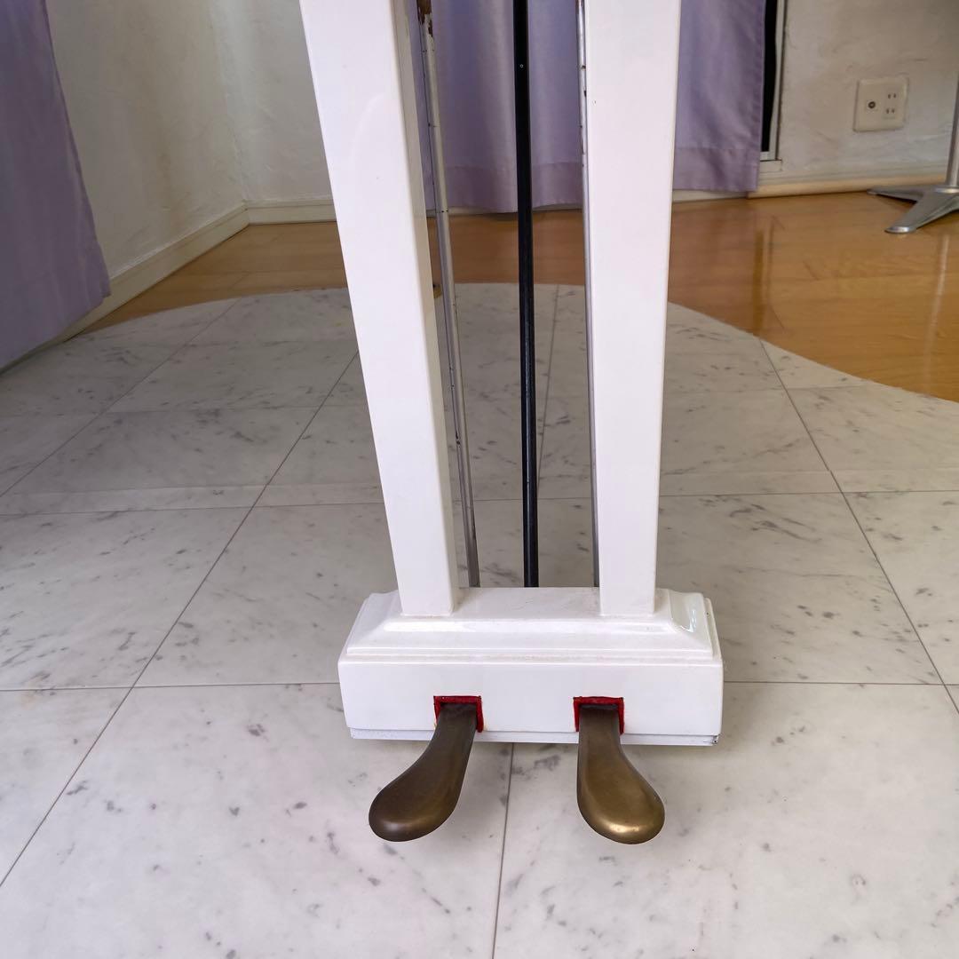 お値下げしましたYAMAHAグランドピアノホワイト88鍵盤　防音パネル付き