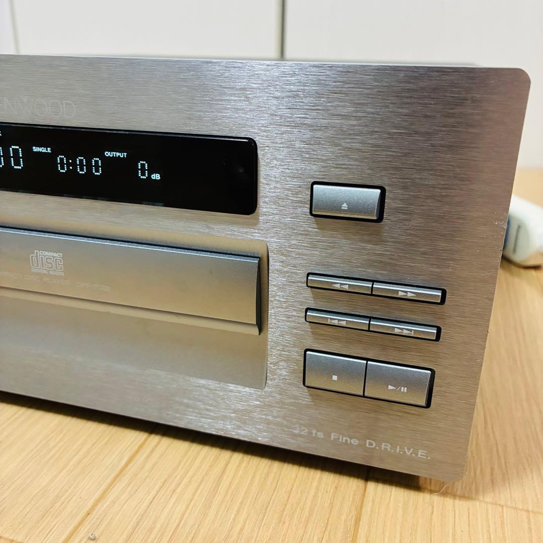 【状態良好】KENWOOD CDプレーヤー DPF-7002