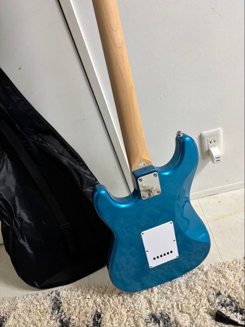 エレキギター 青 3ピックアップ ギターケース付き