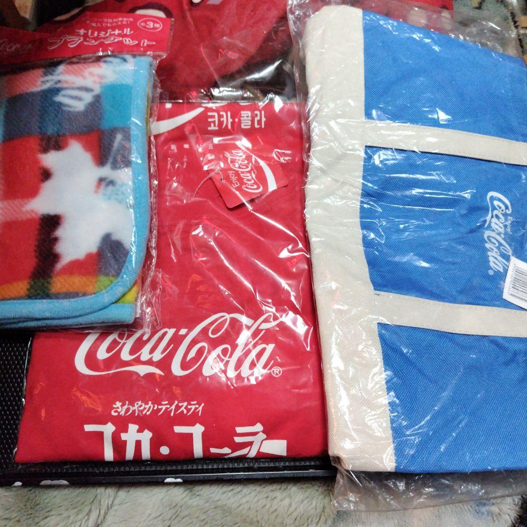 商品Ｎｏ.３７６３★Ｃｏｃａ―Ｃｏｌａクーラーバッグにこれでもか☆詰め込みました