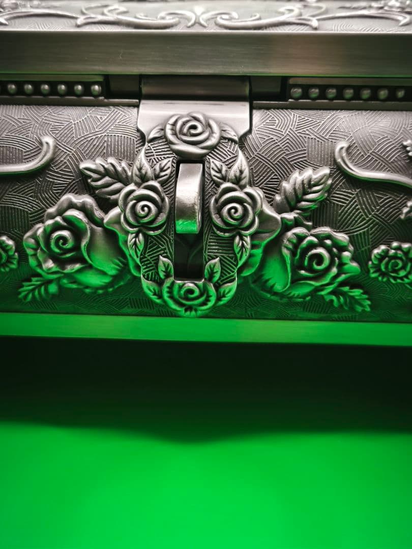 【重厚】アンティーク調 金属製ジュエリーボックス 2段