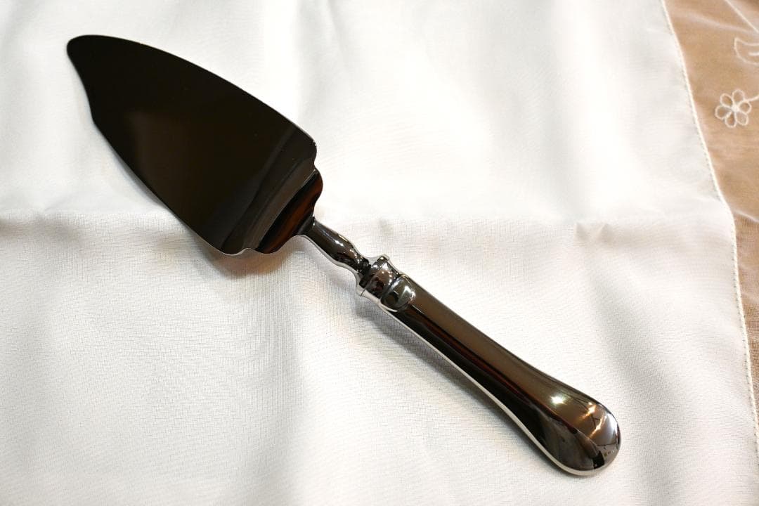 ＊Christofle＊ 未使用品 クリストフル ケーキサーバー