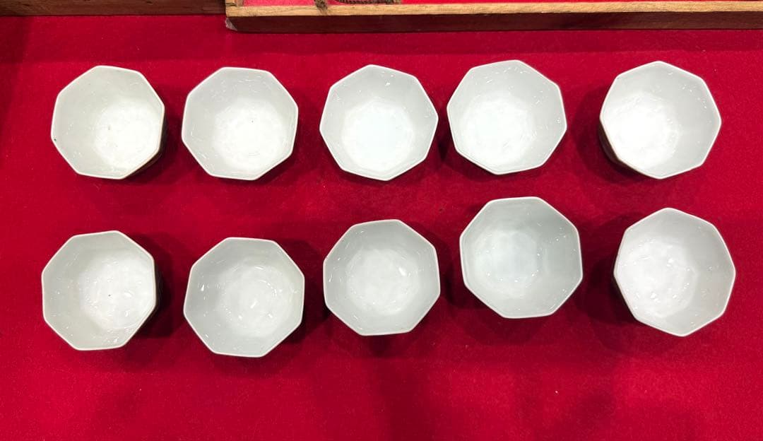 中国　清時代　粉彩　十錦手絵変わり八角小杯10点　咸豐年製　同治年製260221