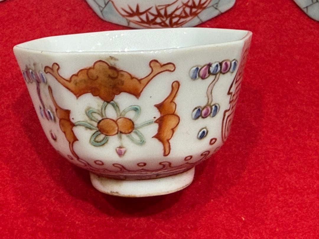 中国　清時代　粉彩　十錦手絵変わり八角小杯10点　咸豐年製　同治年製260221