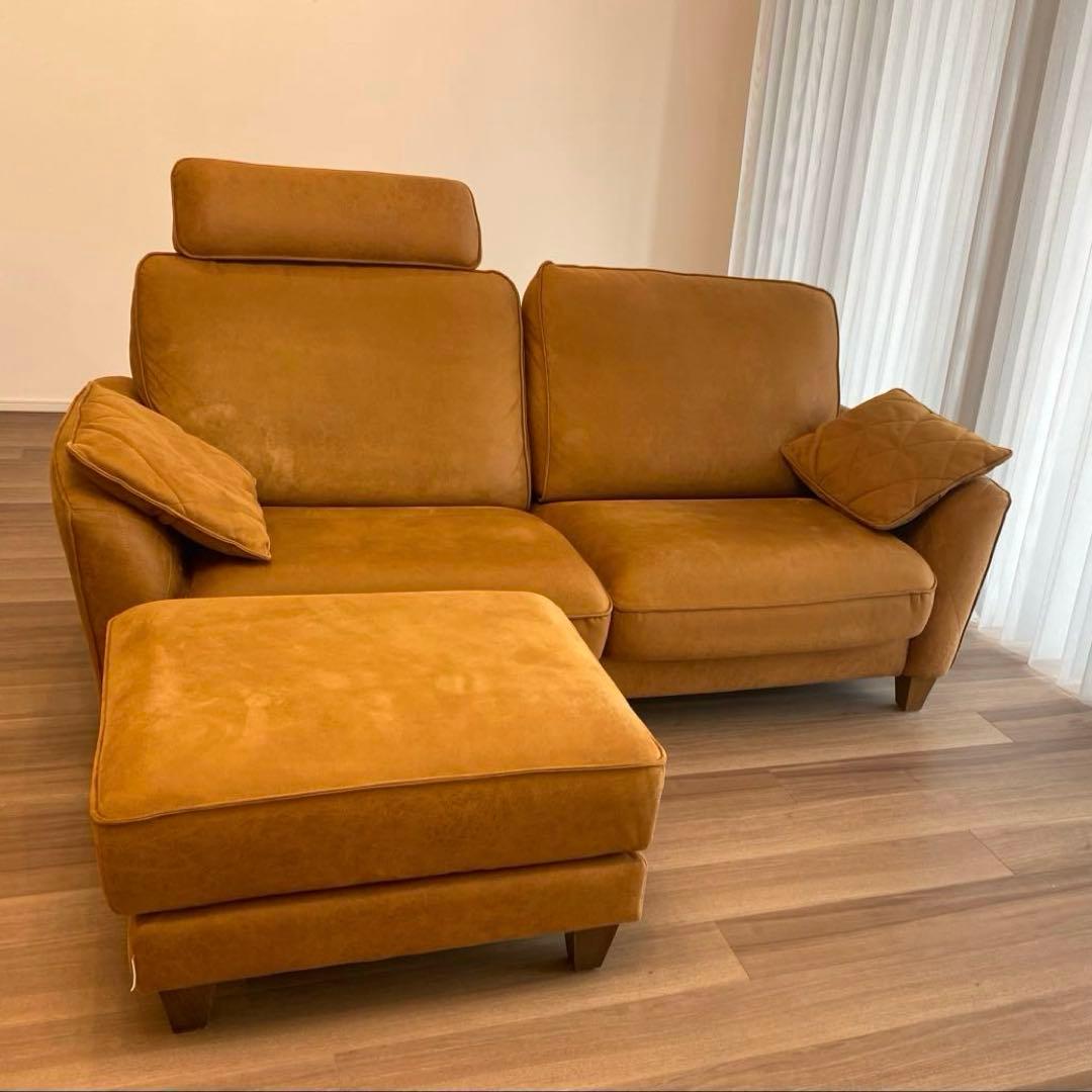 クラッシュゲート　３人掛けソファ　オットマン、ヘッドレスト付き