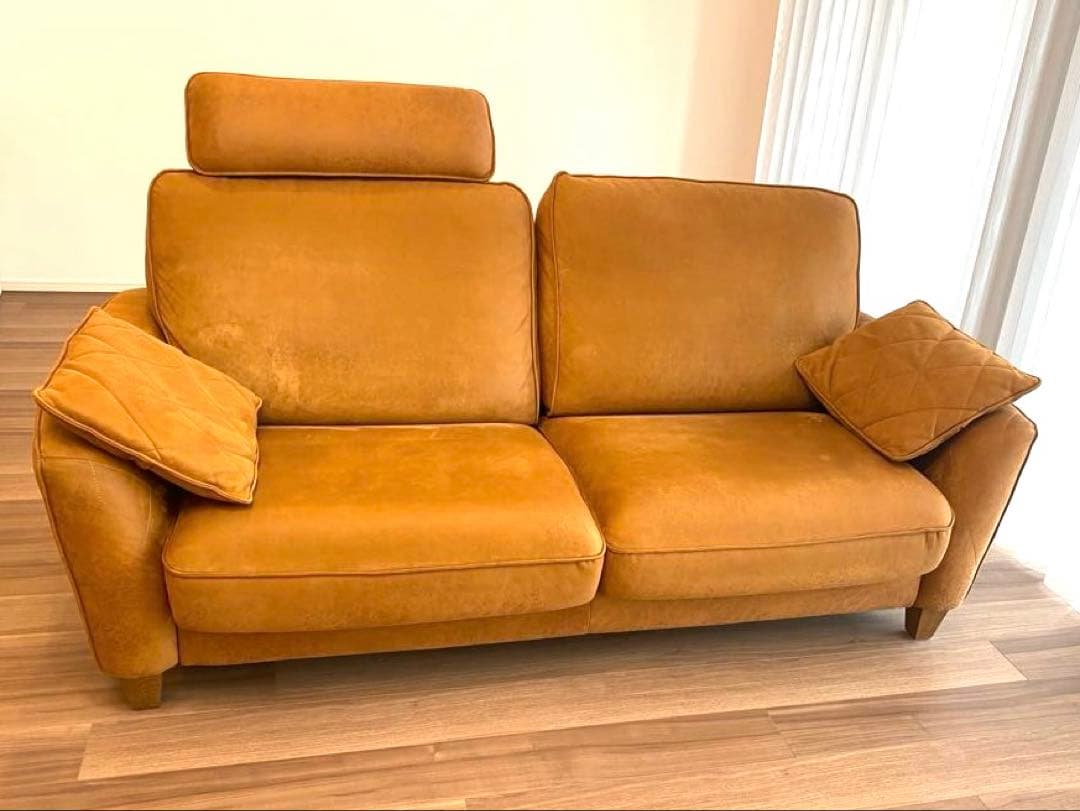 クラッシュゲート　３人掛けソファ　オットマン、ヘッドレスト付き