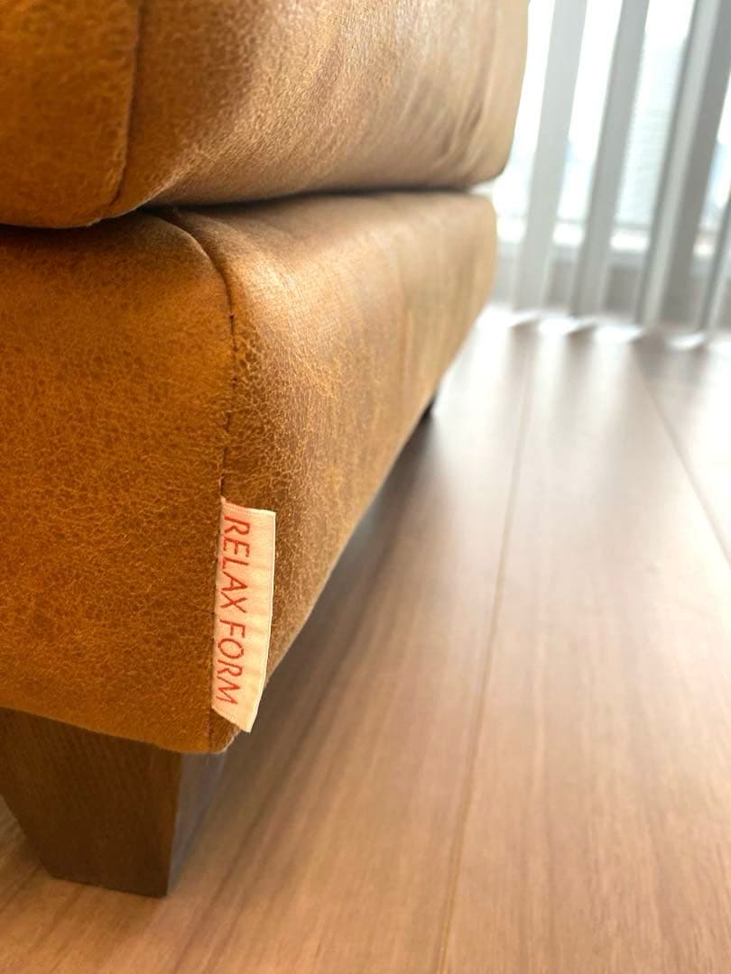 クラッシュゲート　３人掛けソファ　オットマン、ヘッドレスト付き