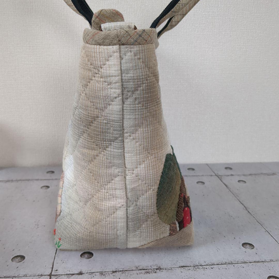 パッチワーク　ハウスのバッグ