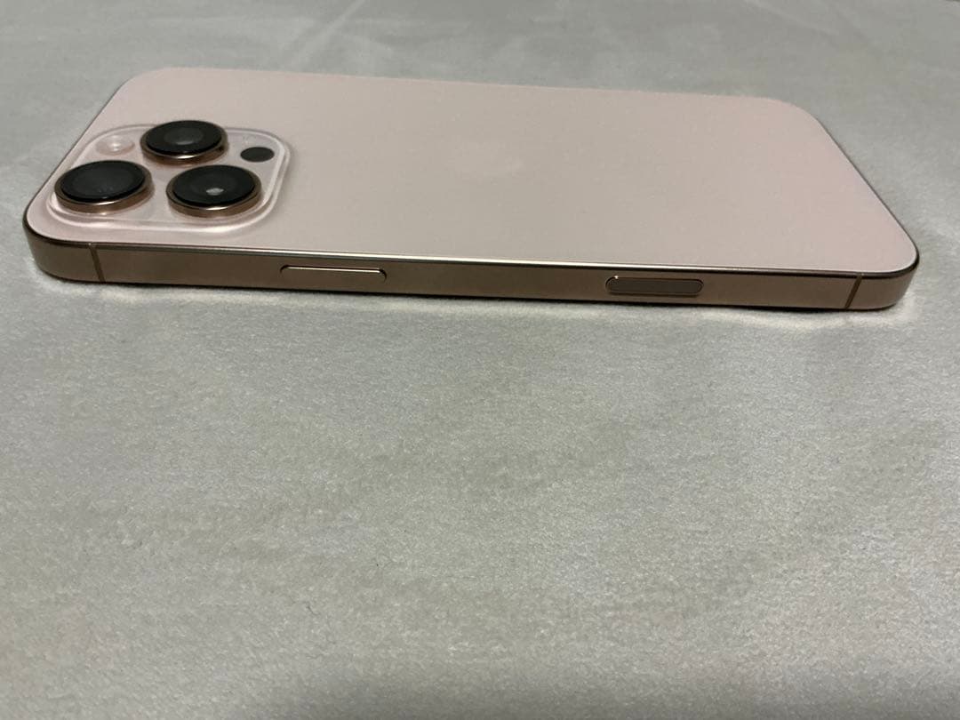 【美品】iPhone 16Pro Max 256GB SIMフリー