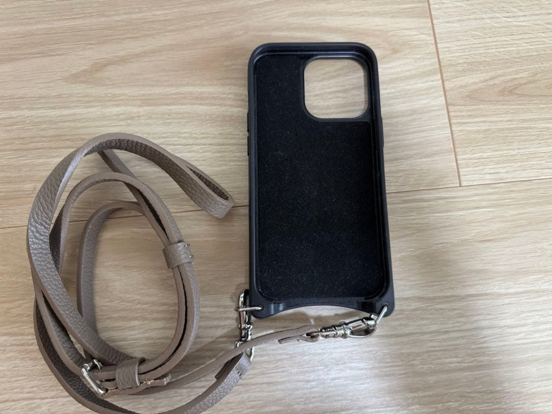 BANDOLIER エトゥープ　iPhone13Proケース