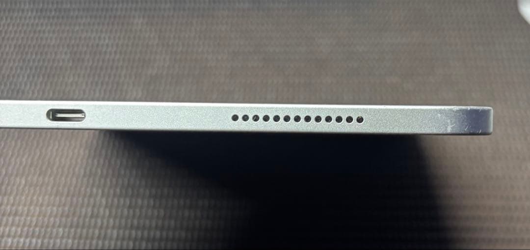 Apple iPad Pro 11インチ　64ギガ　第一世代　カバー付　即日発送