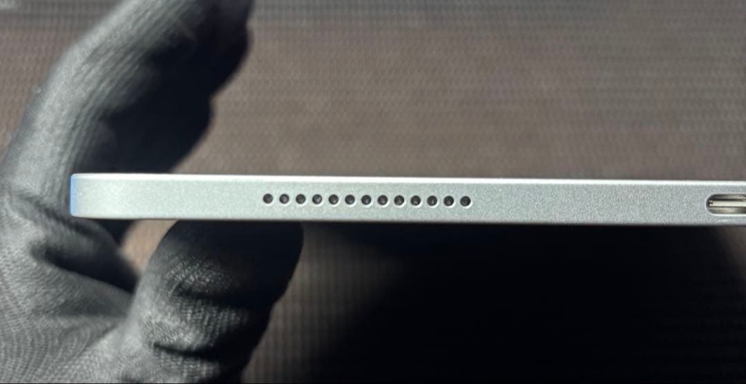 Apple iPad Pro 11インチ　64ギガ　第一世代　カバー付　即日発送