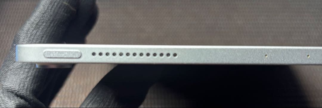 Apple iPad Pro 11インチ　64ギガ　第一世代　カバー付　即日発送