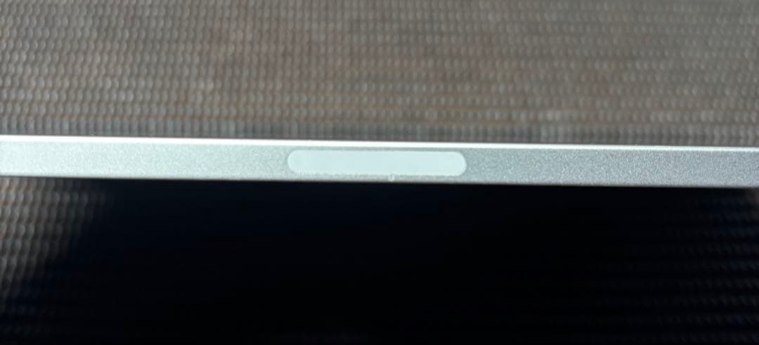 Apple iPad Pro 11インチ　64ギガ　第一世代　カバー付　即日発送