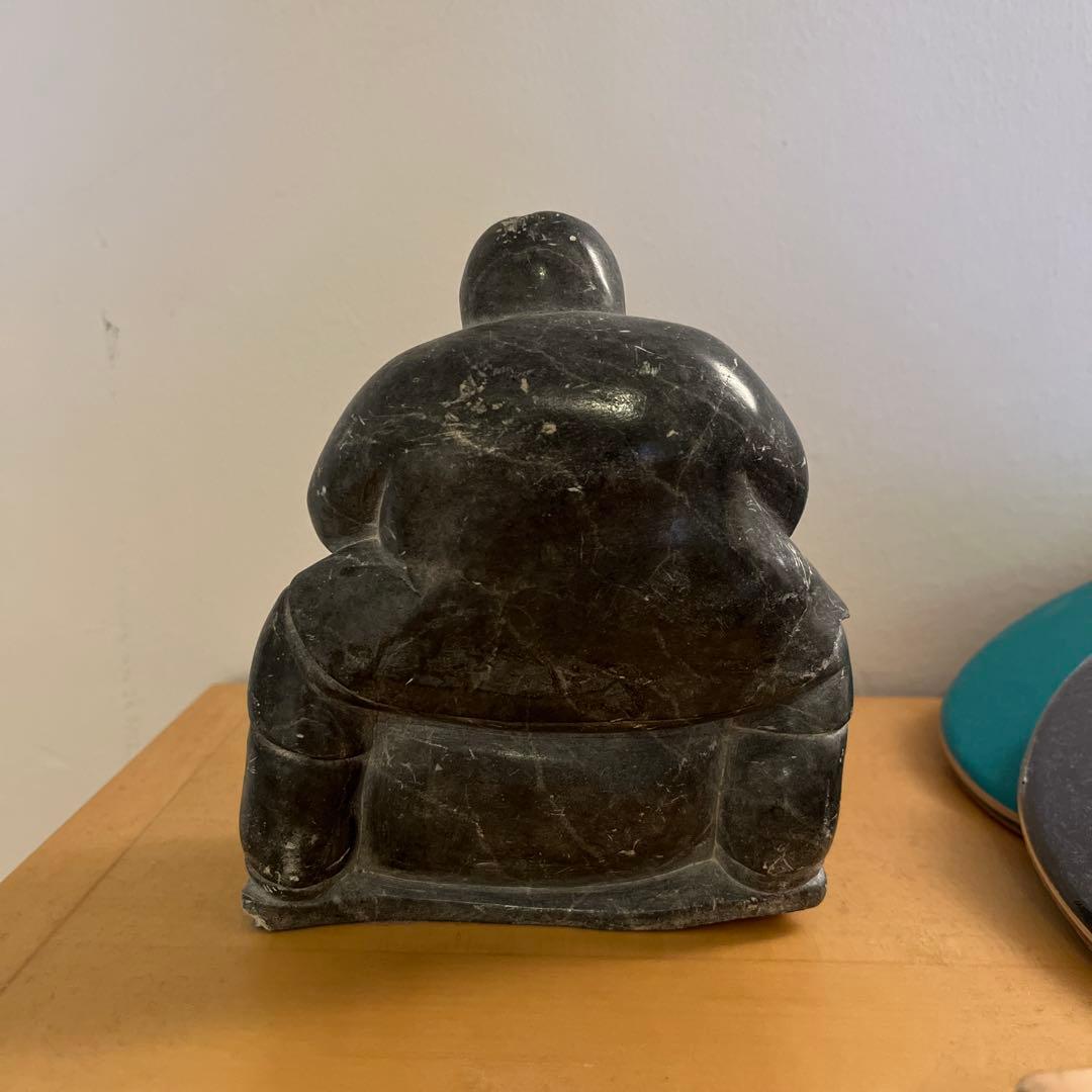 イヌイットアート　人物　ソープストーン