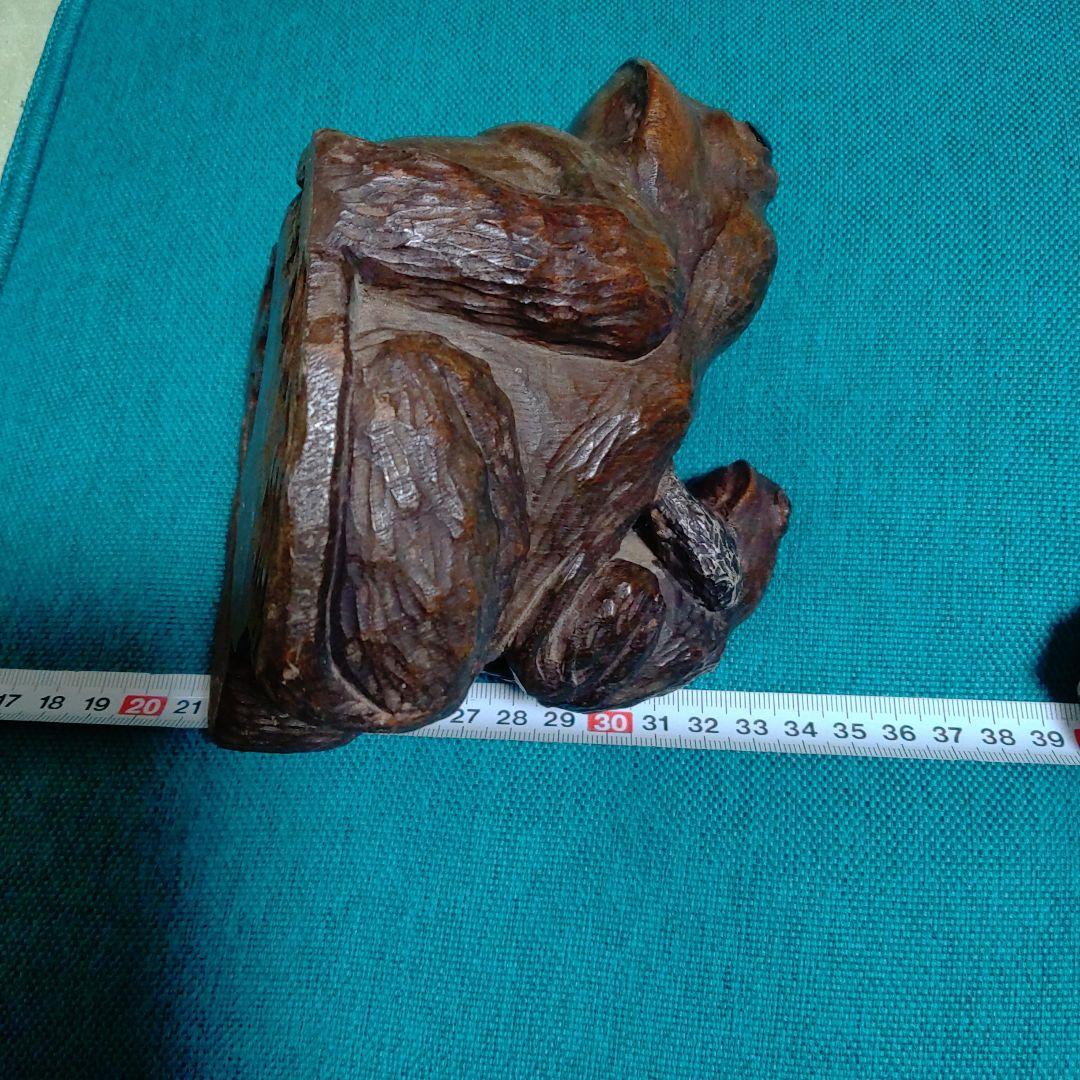 手掘りの親子カエルです。自宅の蔵出しですが時代物と思います。最終価格。