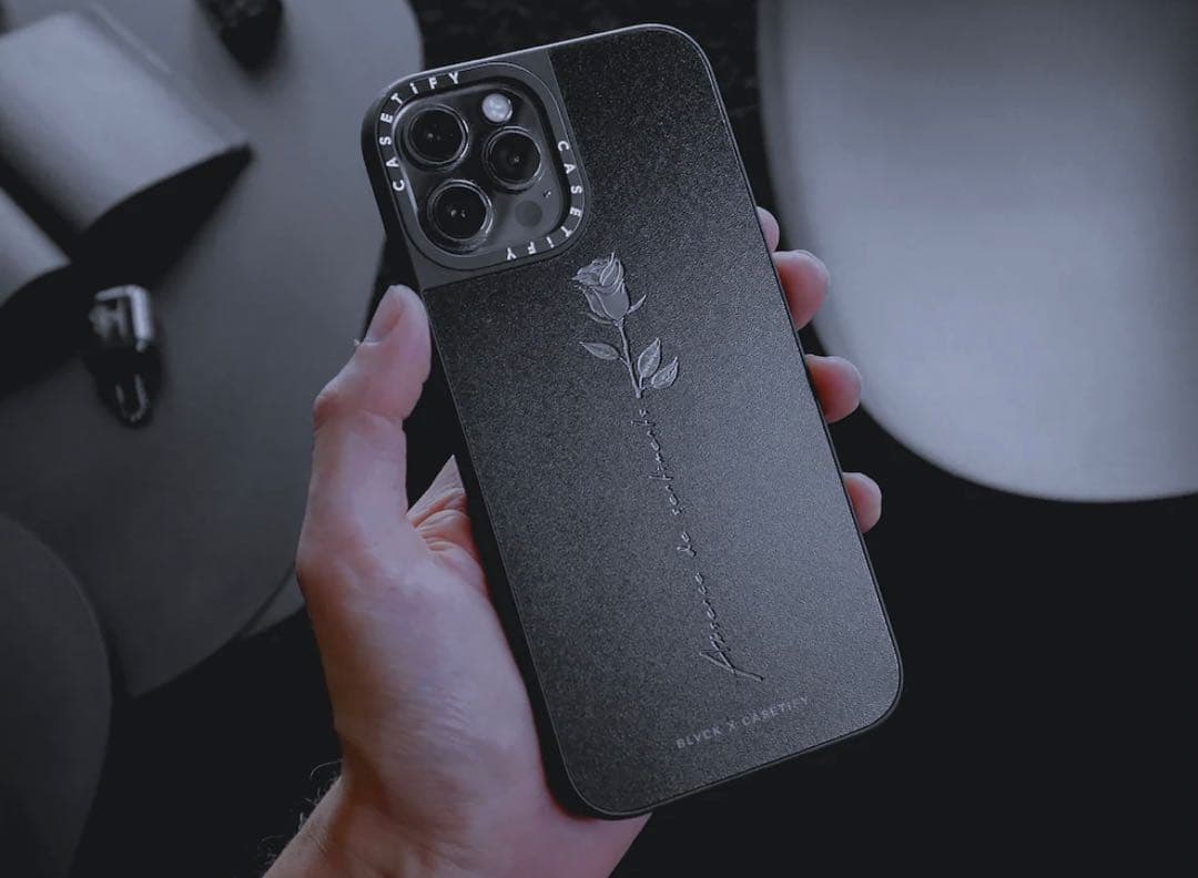 ★新品★ CASETiFY BLVCK PARIS iPhone13ケース