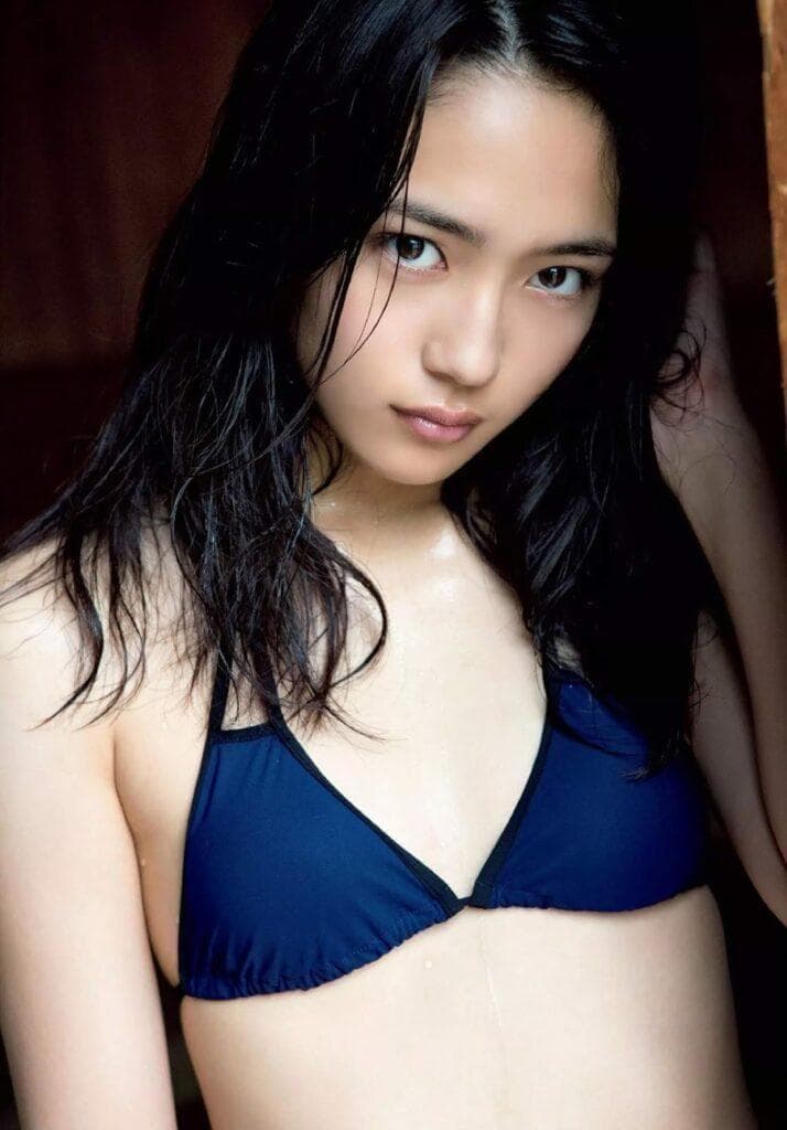 〇イ〇チャ〇〇イ〇枠　川口春奈　 生写真