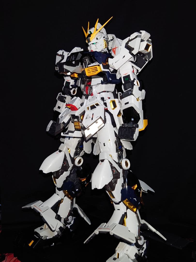 PG UNLEASHED 1/60 νガンダム　完成品