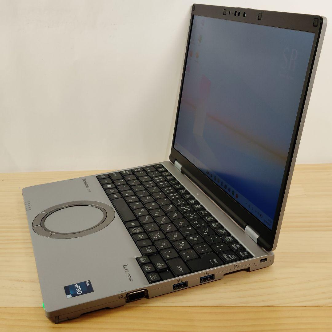 美品 日本製 レッツノート 爆速 SR4 13世代i5 16GB SSD2TB