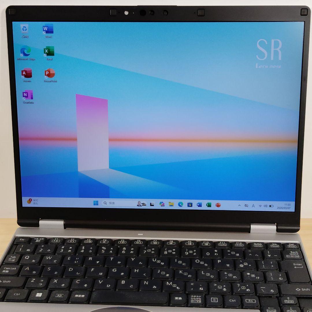 美品 日本製 レッツノート 爆速 SR4 13世代i5 16GB SSD2TB