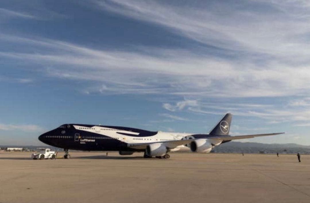 100周年塗装 Lufthansa B787 1/130 43cm 合金レジン