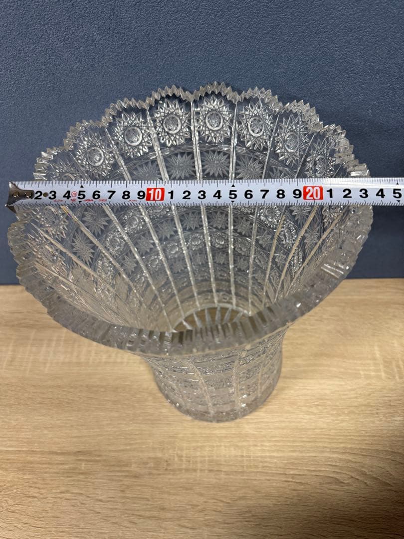 ボヘミア　ガラス花瓶　クリスタル　30cm