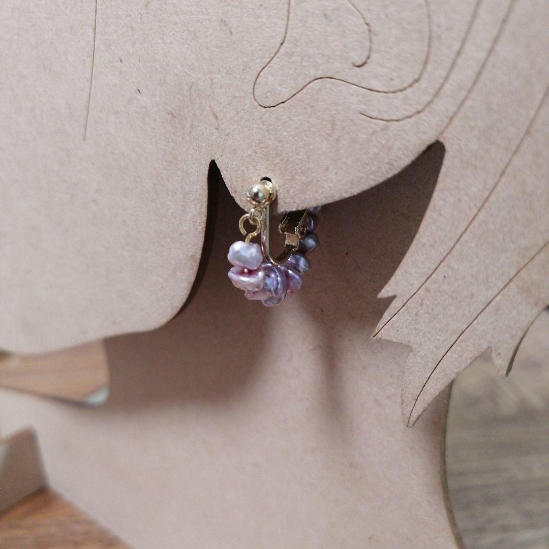 No.565　ラベンダーパープルケシパールのイヤリング／ピアス