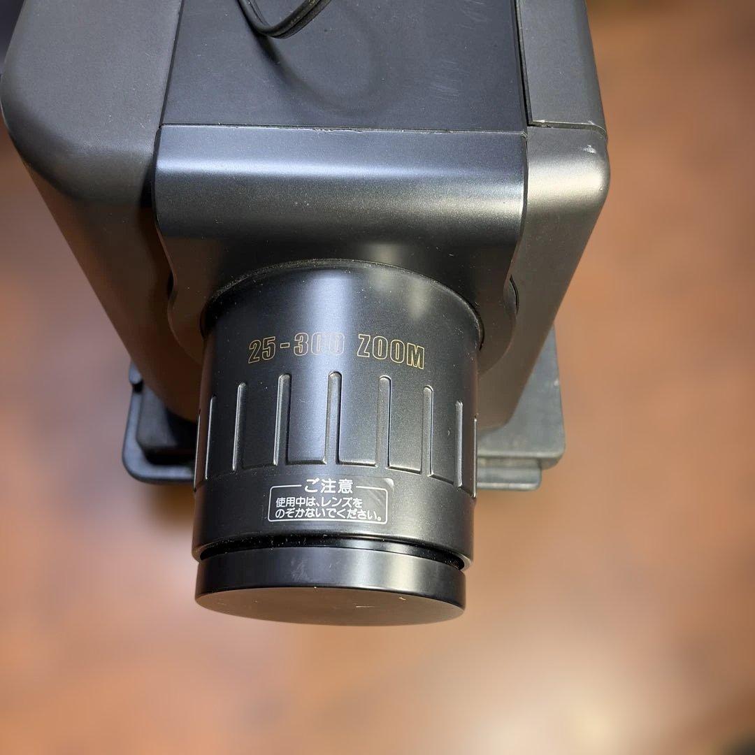 EIKI LC-3000 液晶ビデオ映写機 プロジェクター 通電確認済み