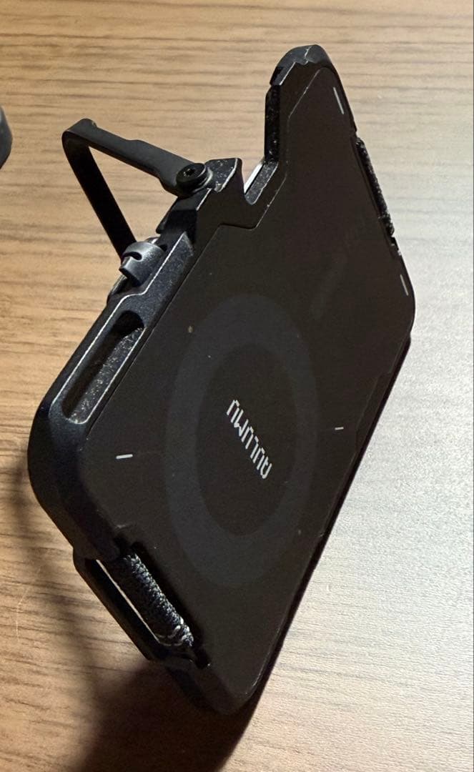 Aulumu A16 アラミド繊維 iPhone 16 Pro Max ケース他