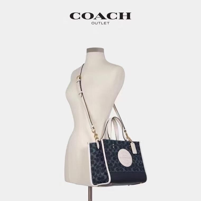 美品 COACH ショルダーバッグ　デンプシー デニム シグネチャー C2826