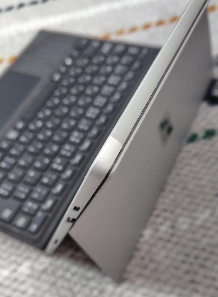 Microsoft Surface Pro 7＋ 本体・キーボード・純正ペン付