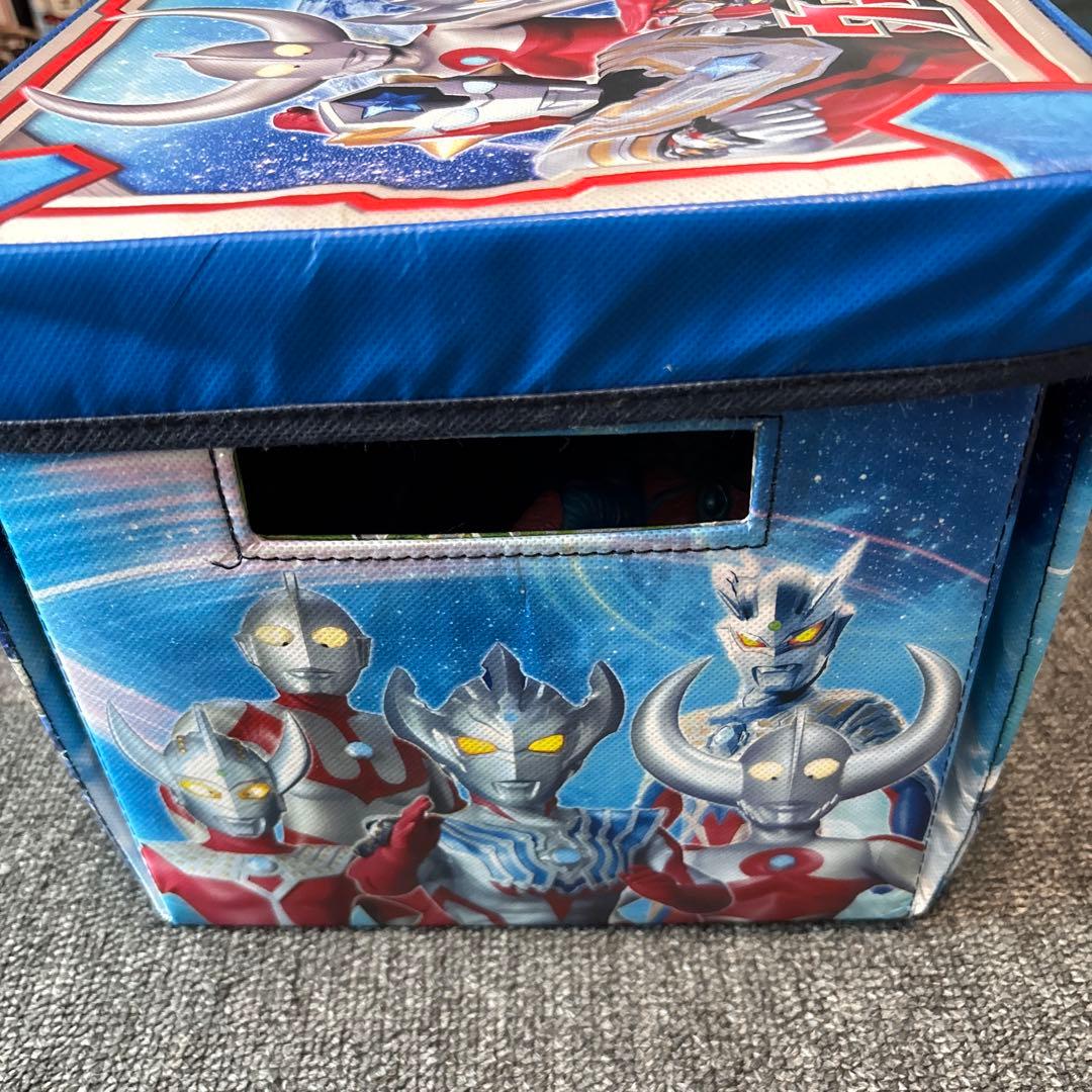 ウルトラマン　怪獣　ソフビセット 22体　収納BOX付き