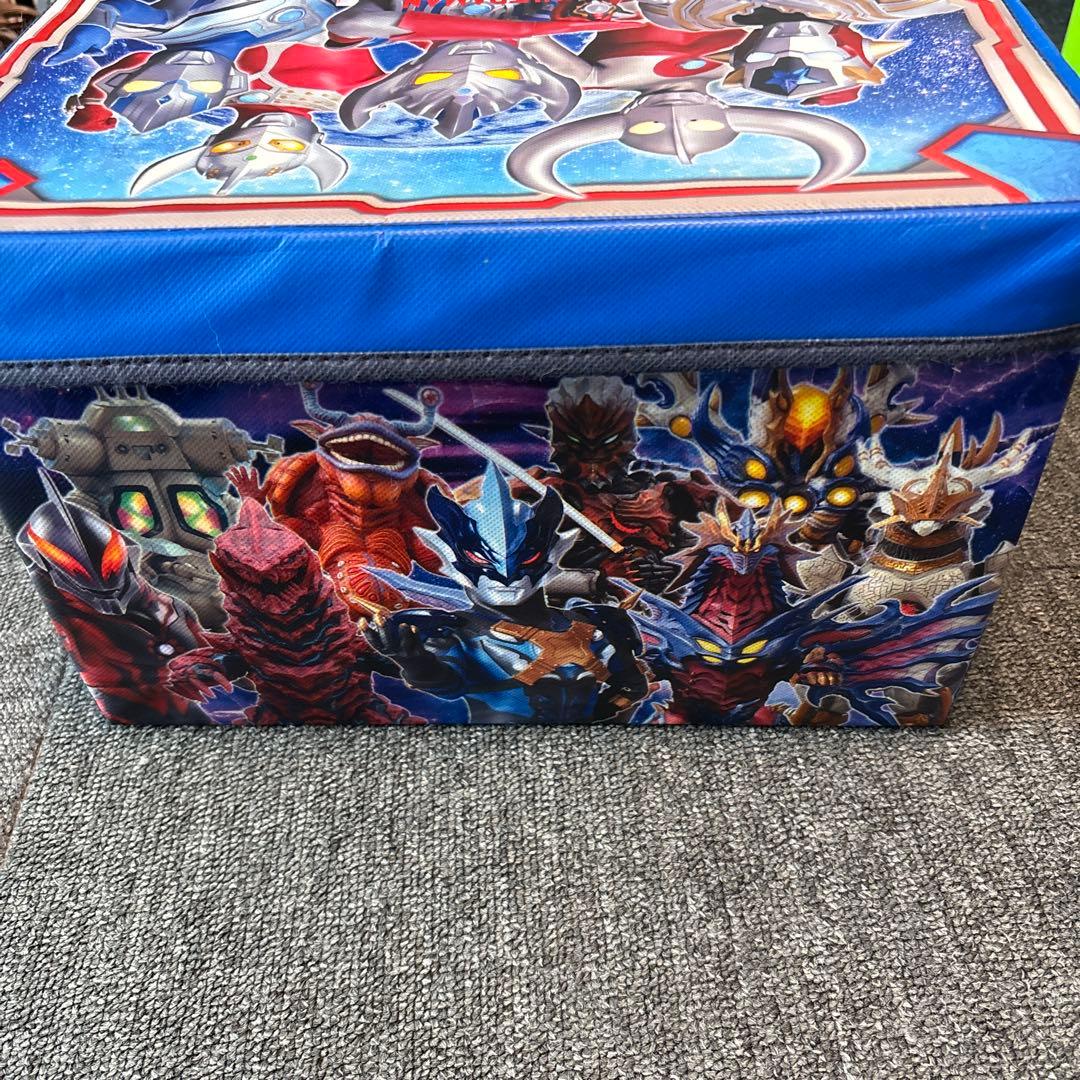 ウルトラマン　怪獣　ソフビセット 22体　収納BOX付き