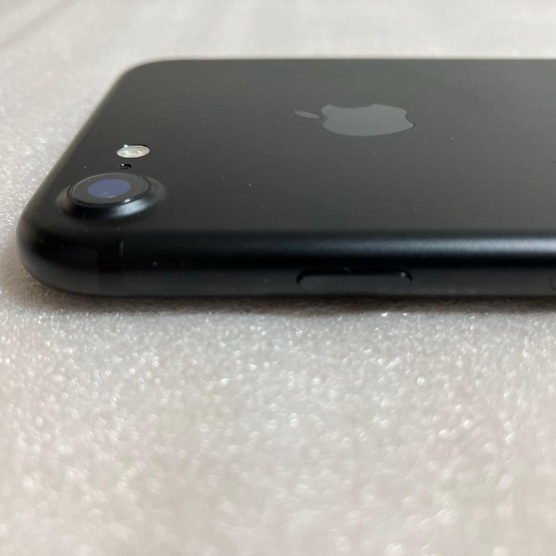 iPhone 7 32GB 82% SIMフリー 外箱あり