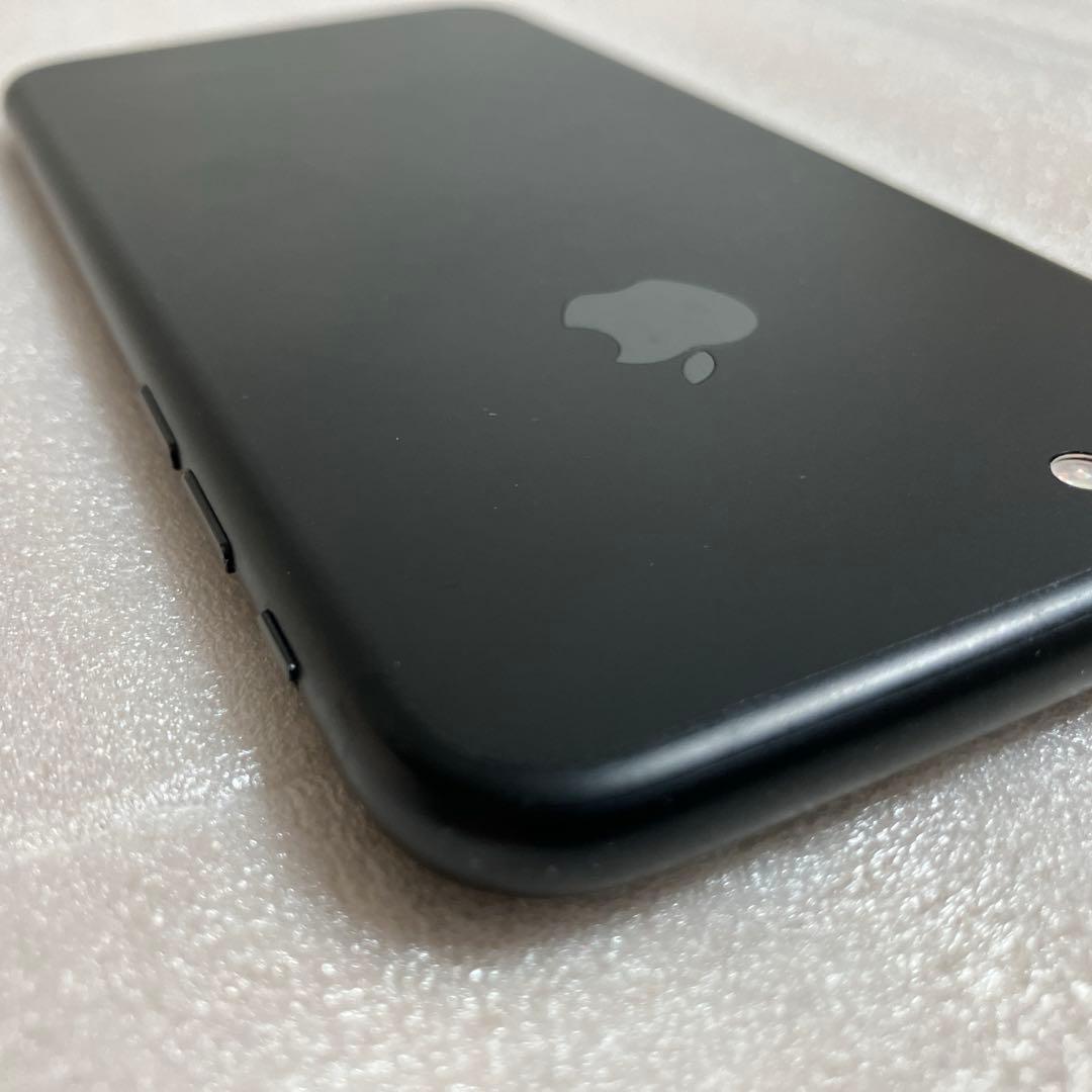 iPhone 7 32GB 82% SIMフリー 外箱あり