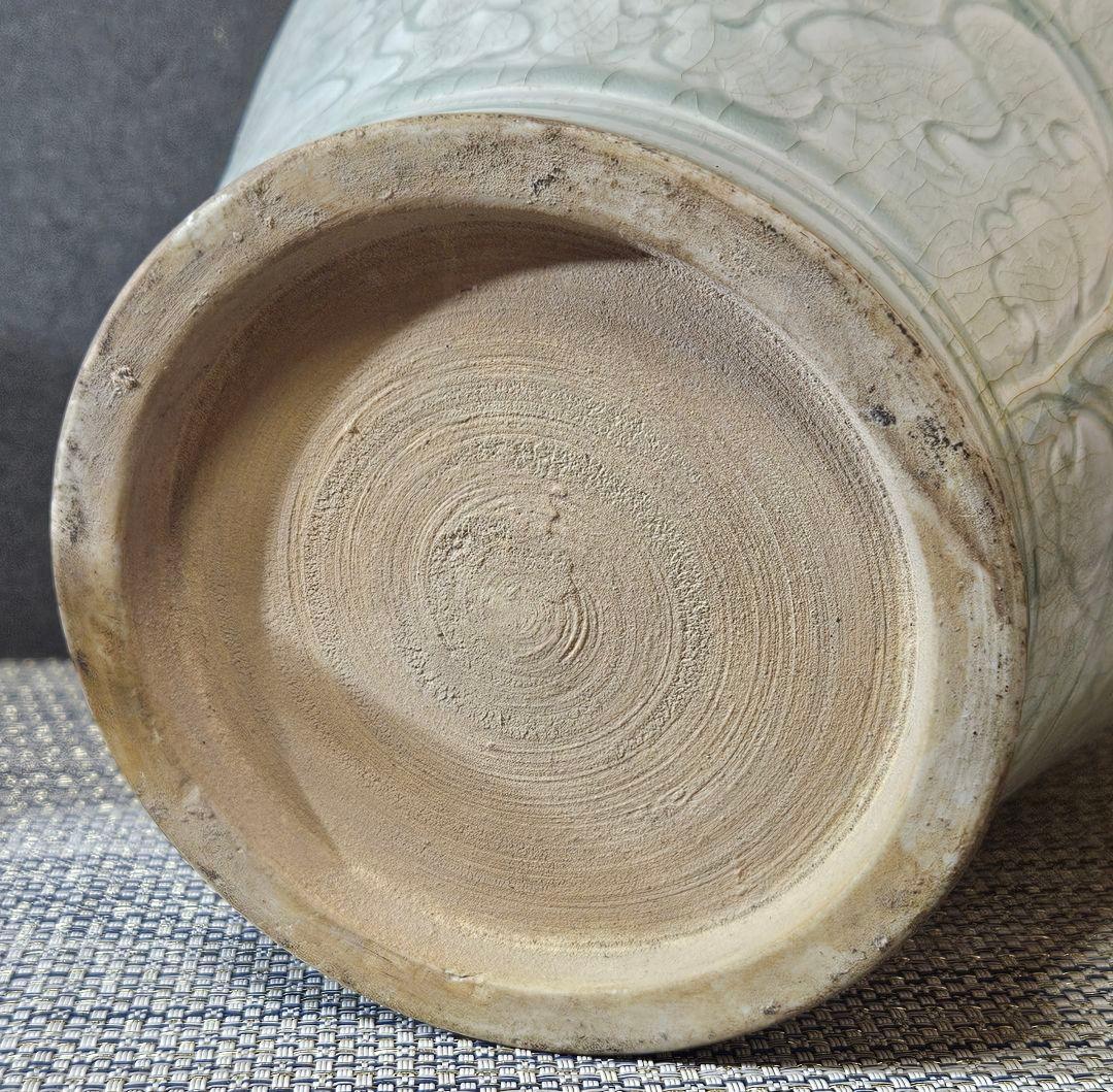 中国古美術　中国古陶磁器　青白磁　影青　彫唐花文様　瓶　罐　大壺　唐物　古渡り