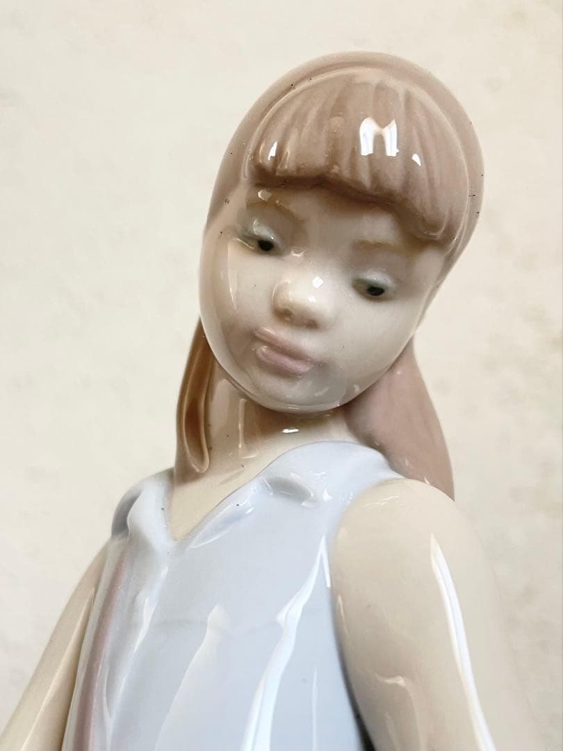 リヤドロ ヴィンテージ チューリップガーデン 少女 磁器人形 サイン 箱 陶磁器