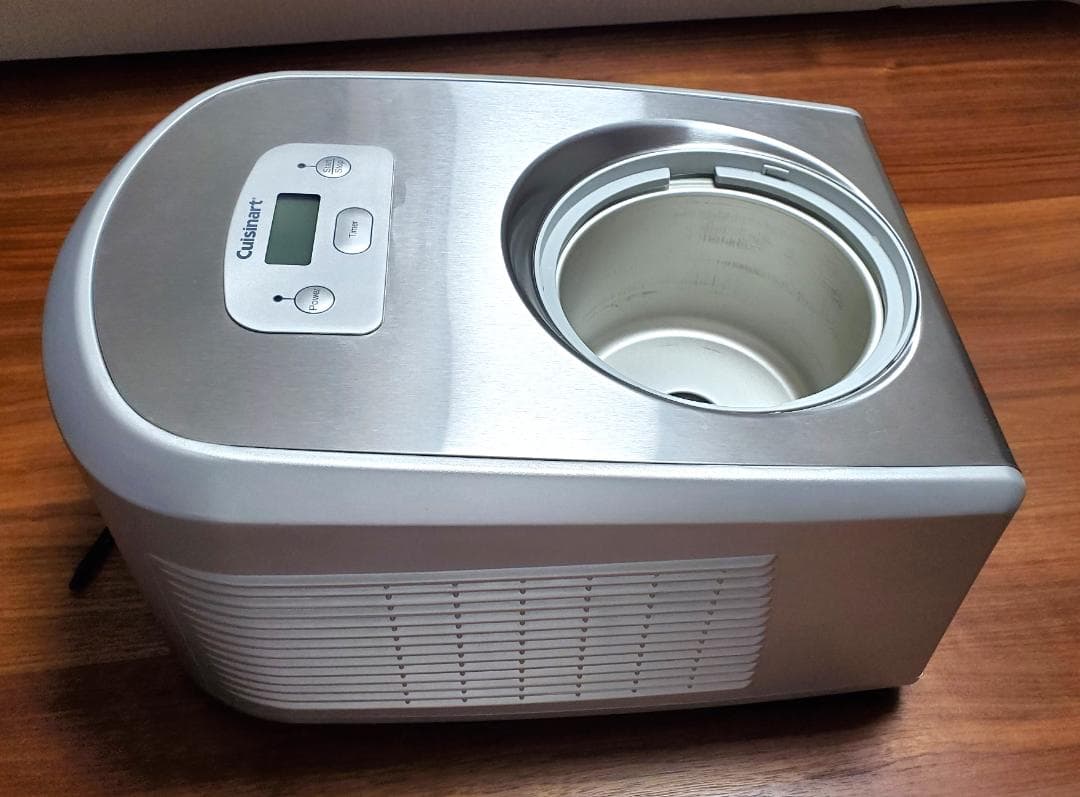 未使用近い Cuisinart アイスクリームメーカー ICE-PRO100J