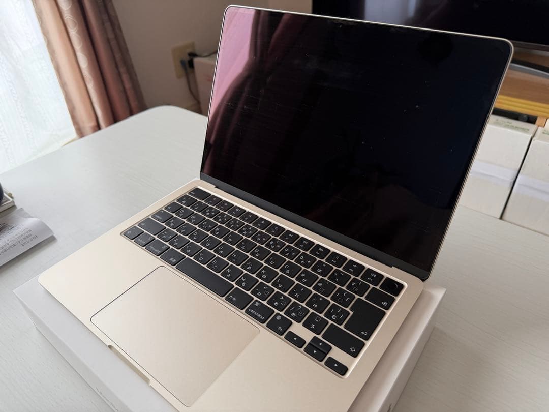 【美品】MacBook Air M3 13インチ 16G 512G スターライト