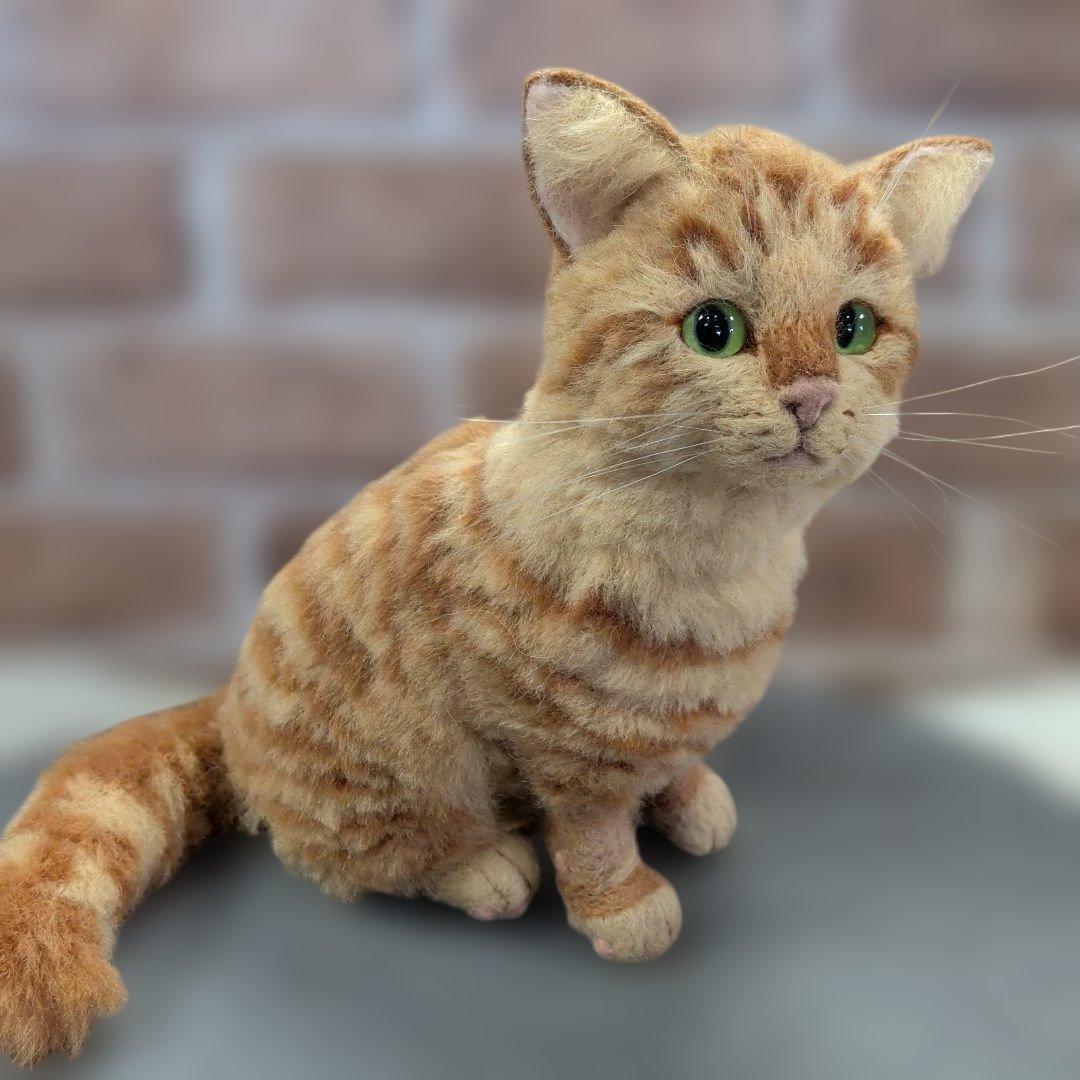 羊毛フェルトハンドメイド 茶トラ猫 ぬいぐるみ