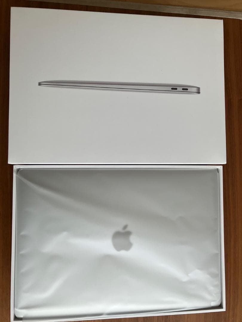 MacBook本体 Apple MacBook Air 2020 M1 8GB 256GB