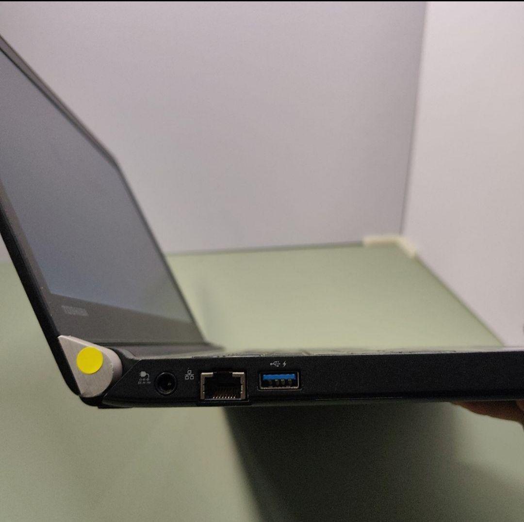 特価東芝ノートパソコン Windows11 オフィス付き　爆速SSD搭載