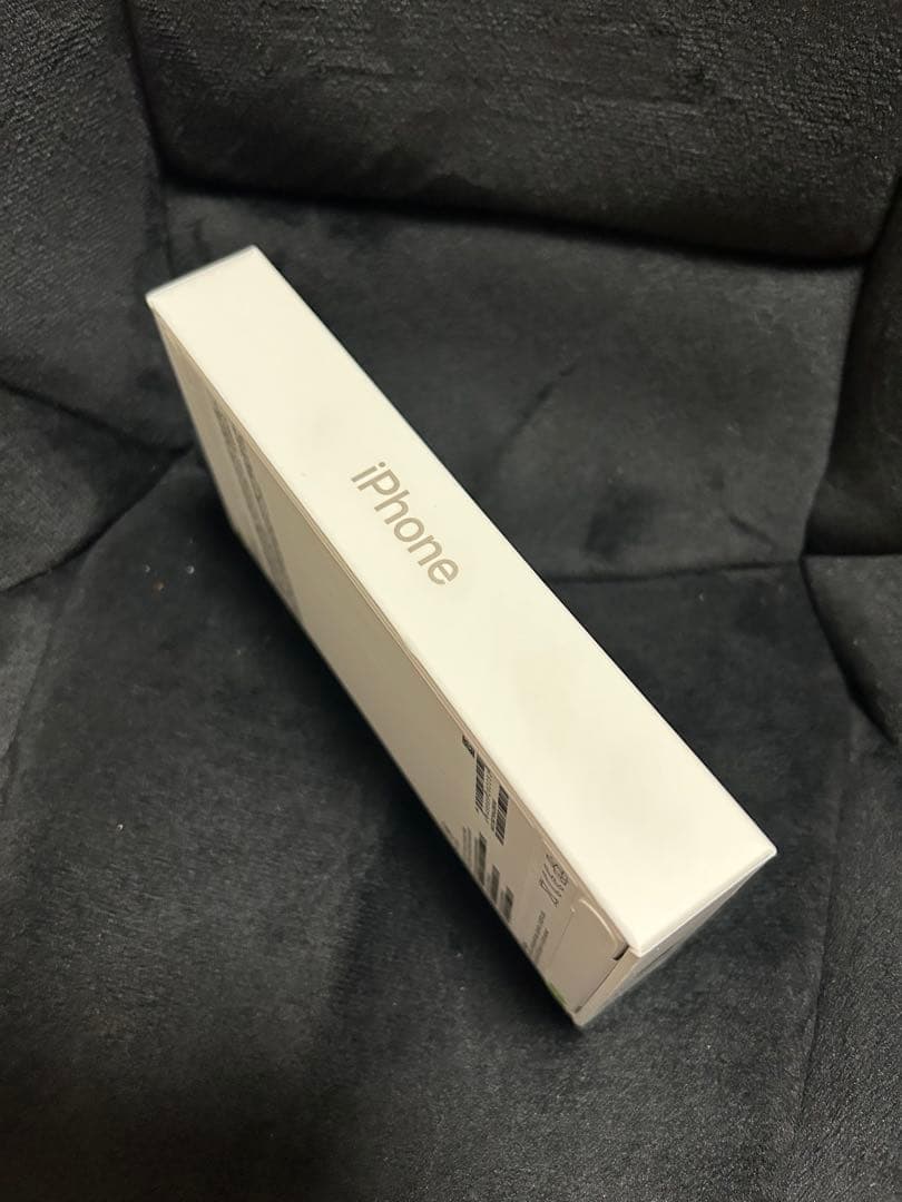 GW SALE 新品未開封　iPhone 13 ホワイト 本体