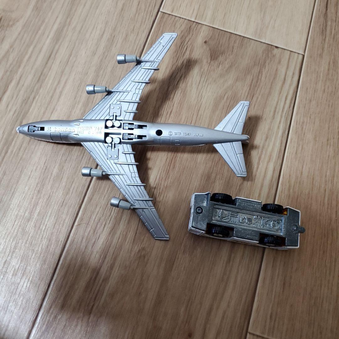トミカ　ボーイング747