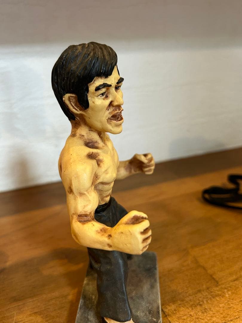 ブルース・リー「燃えよドラゴン」　フィギュア