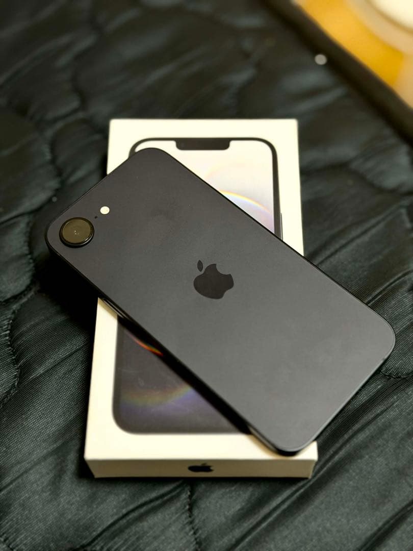iPhone 16e 128GB SIMフリー