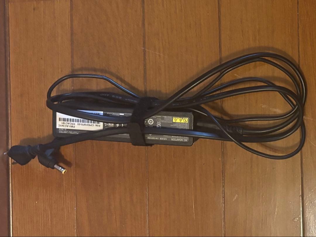 富士通 FUJITSU LifeBook 256GB FMVS09001