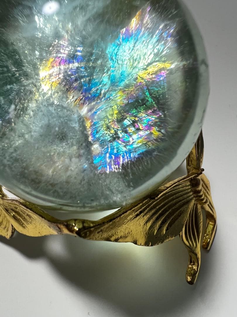 フローライト　水晶　天然石　グリーン 丸玉　スフィア　富士山　虹　蛍石　透明感