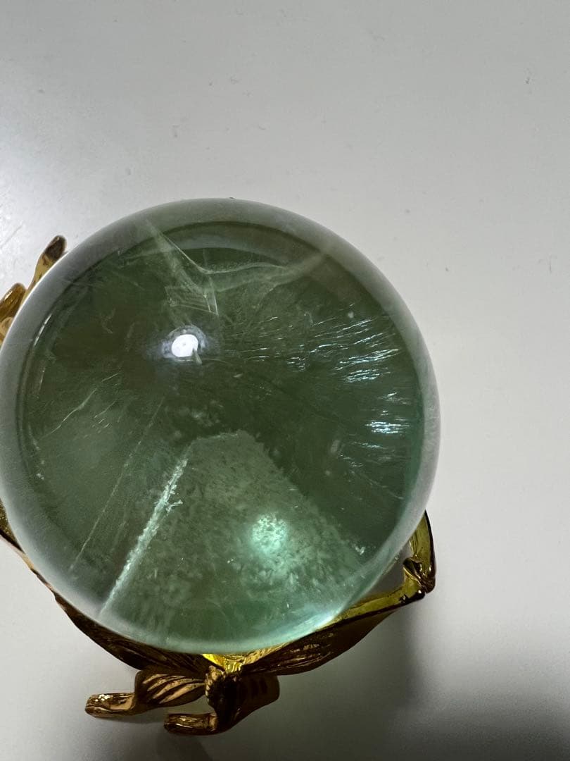 フローライト　水晶　天然石　グリーン 丸玉　スフィア　富士山　虹　蛍石　透明感